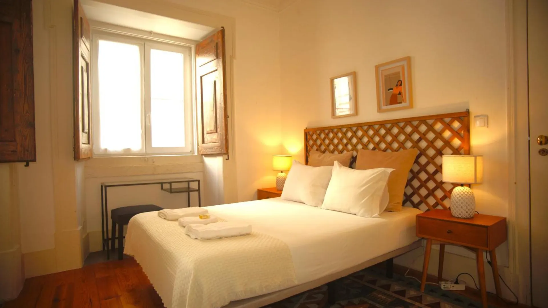 My Fair Lisbon - Bairro Alto Fine Apartments 0*,
